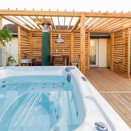 Romantic Studio With Jacuzzi Praga Exterior foto